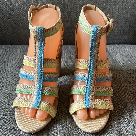 Antonio Melani Raffia Ankle Strap Block Heels Sandals Size: 7.5M - Picture 11 of 16